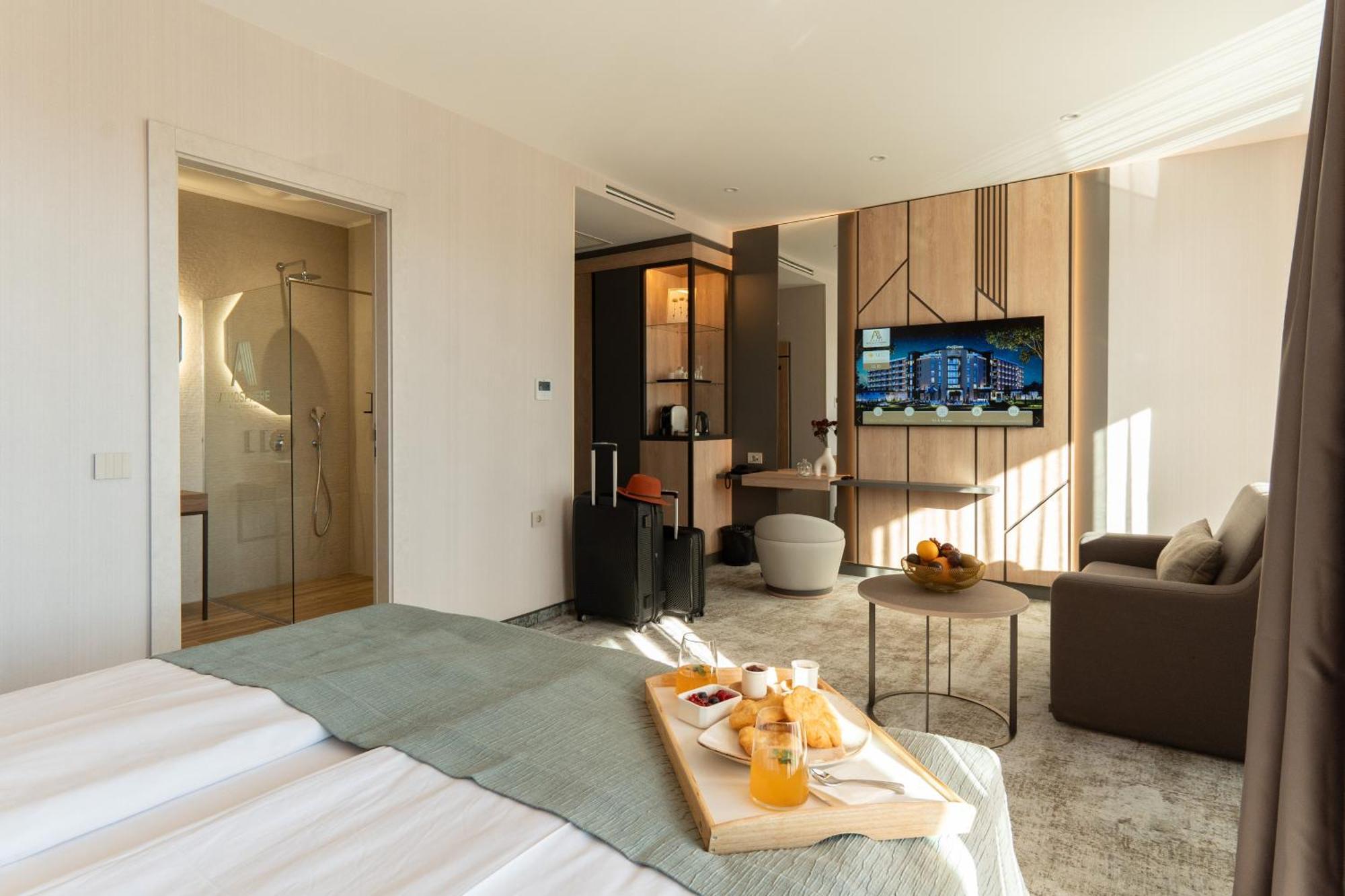 Atmosphere Balneo Hotel & Spa Pavel Banya Extérieur photo